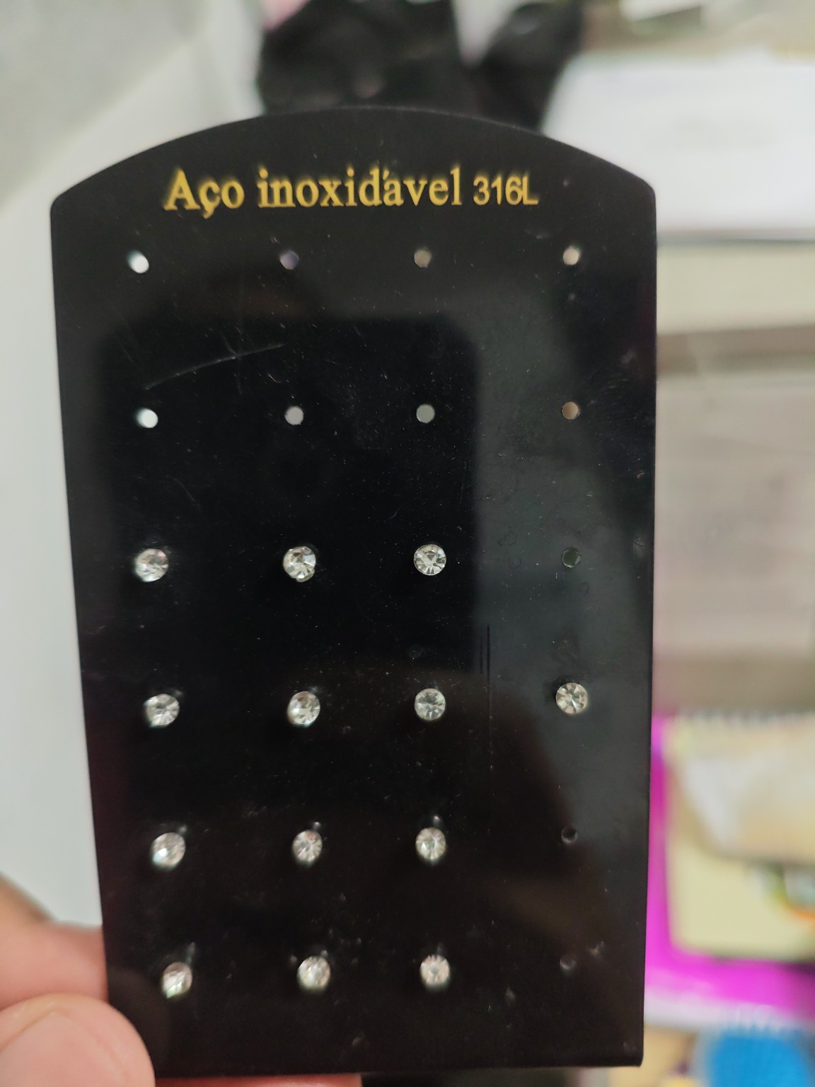 Foto de Cartela de brincos de aço inoxidável 316l com pedras brilhantes - item 183