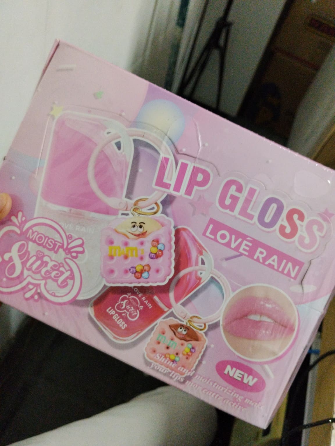 Foto de Lip gloss love rain