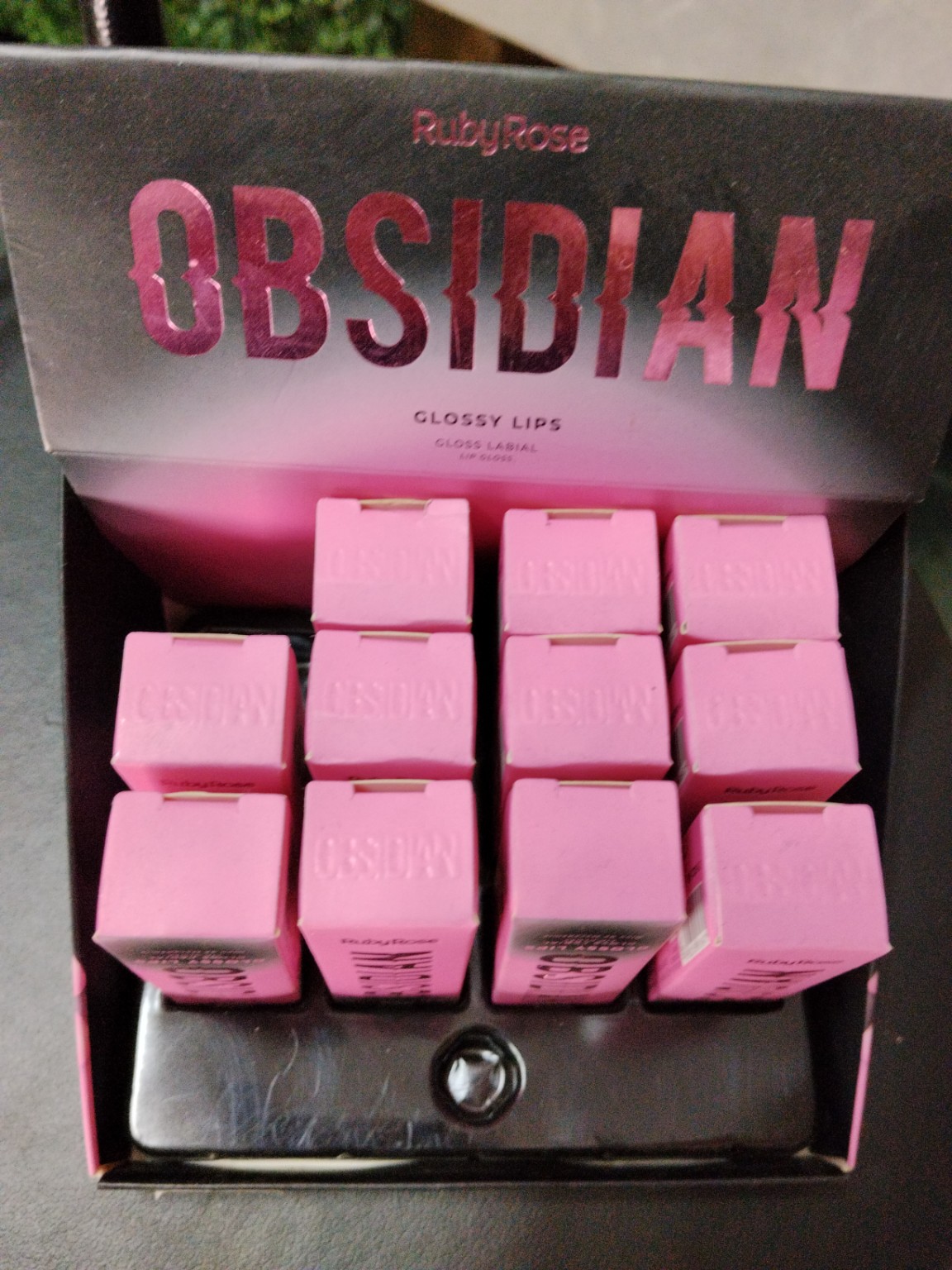 Foto de Gloss labial obsidian glossy lips