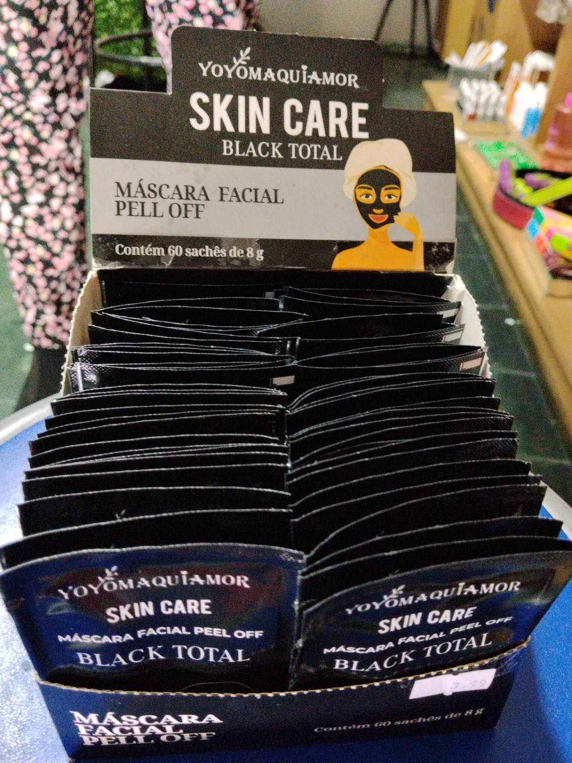 Foto de Máscara facial peel off black total (sachê 8 g)